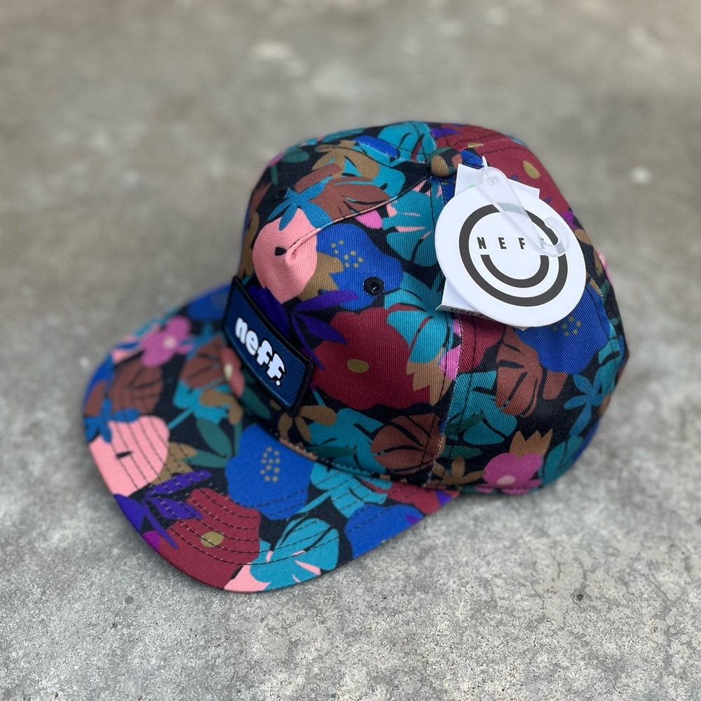 Floral SnapBack Hat Neff Floral Design Snapback Hat NWT